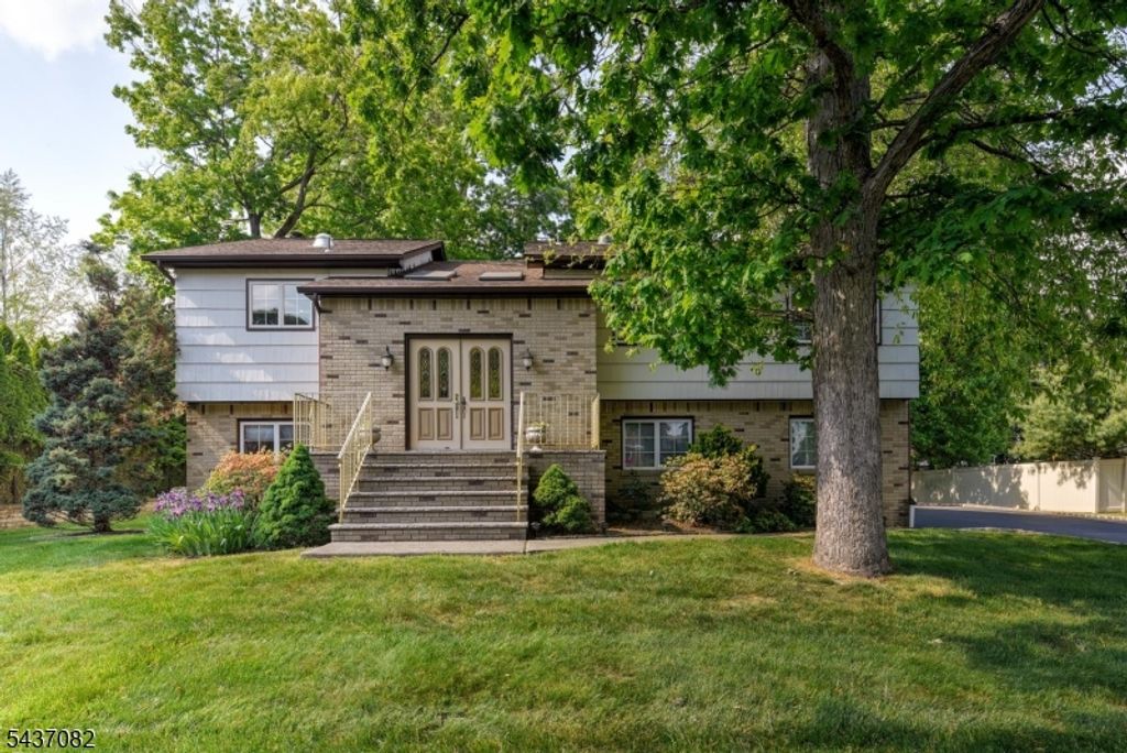 11 Yellow Brick Rd, Wayne Twp., NJ 07470 — photo 3