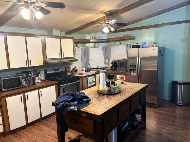 345 salisbury Street, Jacksboro, TX 76458