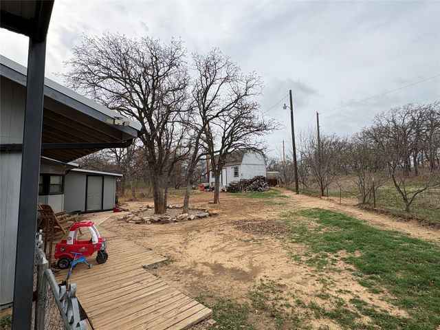 345 salisbury Street, Jacksboro, TX 76458