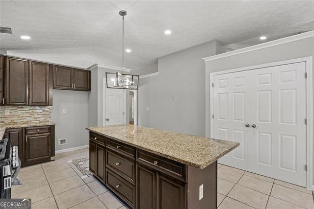 4680 Sterling Oak, Lilburn, GA 30047