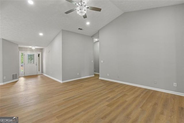 4680 Sterling Oak, Lilburn, GA 30047