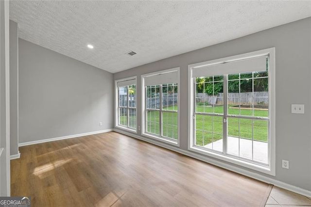 4680 Sterling Oak, Lilburn, GA 30047