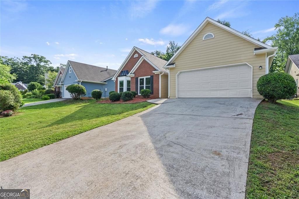 4680 Sterling Oak, Lilburn, GA 30047