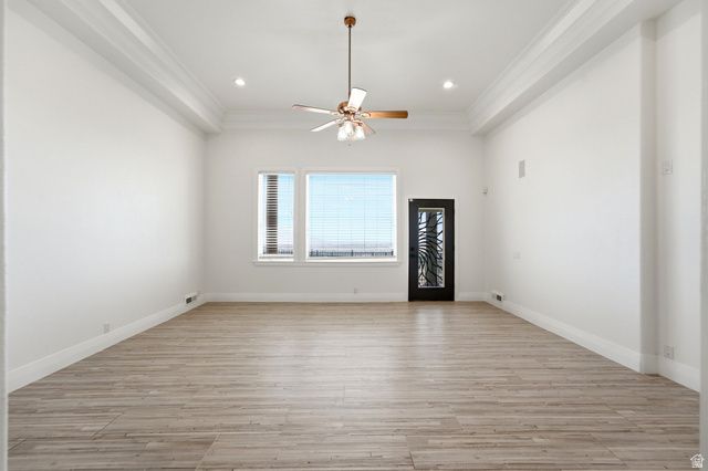 941 N SANDHURST DR, Salt Lake City, UT 84103