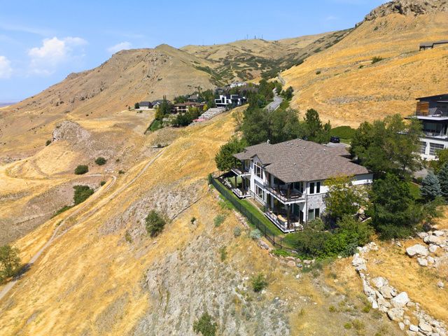 941 N SANDHURST DR, Salt Lake City, UT 84103