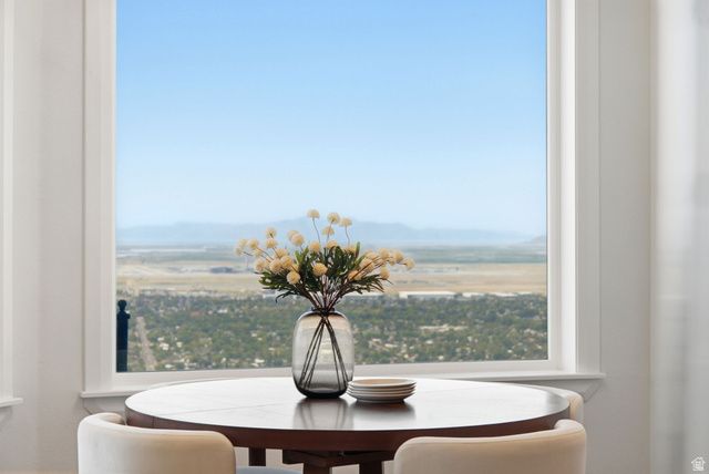 941 N SANDHURST DR, Salt Lake City, UT 84103