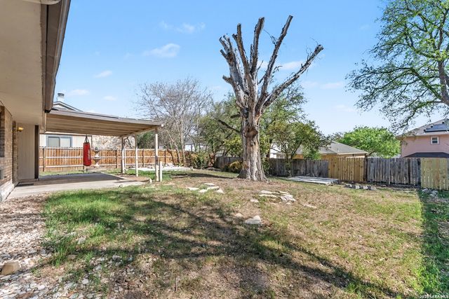 5934 Spring Valley, San Antonio, TX 78247
