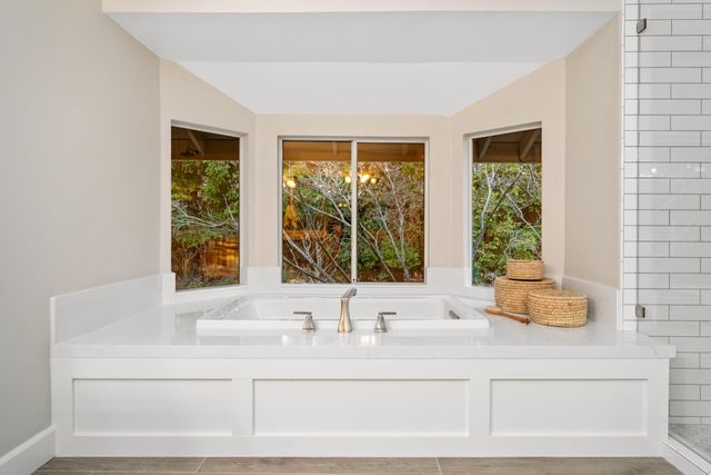 3370 Emerson Dr, Roseville, CA 95661