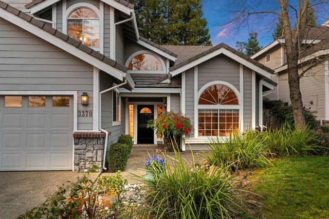 3370 Emerson Dr, Roseville, CA 95661