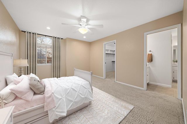 3370 Emerson Dr, Roseville, CA 95661