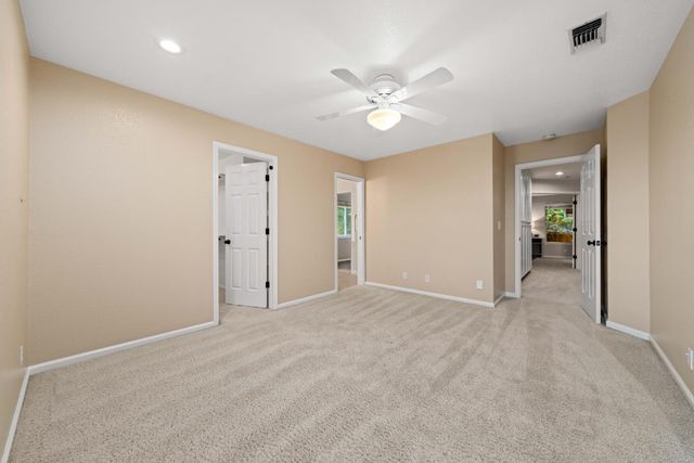 3370 Emerson Dr, Roseville, CA 95661