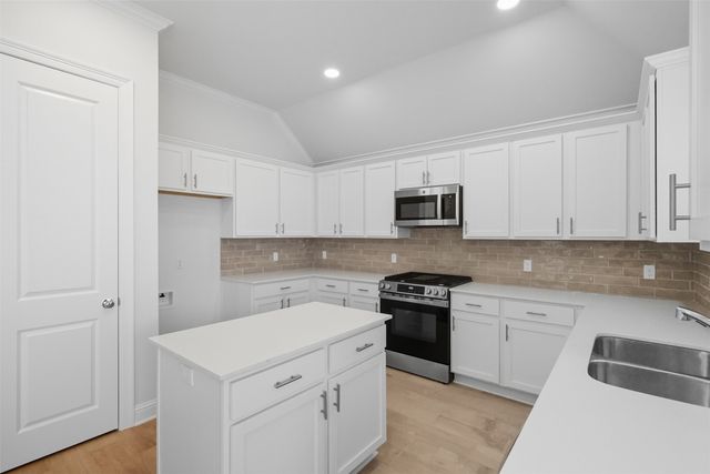 333 Prien Lake Loop, Bossier City, LA 71111