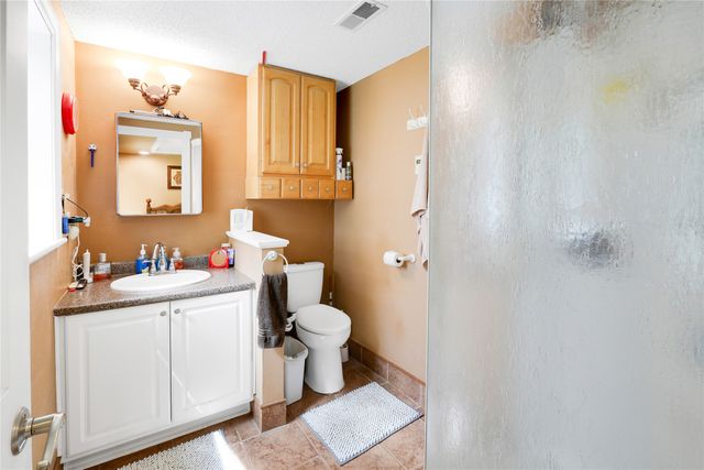 123 Timber Ridge Drive, Pella, IA 50219