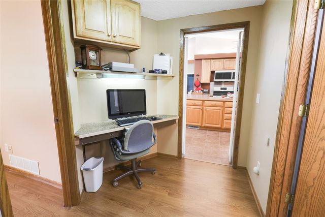 123 Timber Ridge Drive, Pella, IA 50219