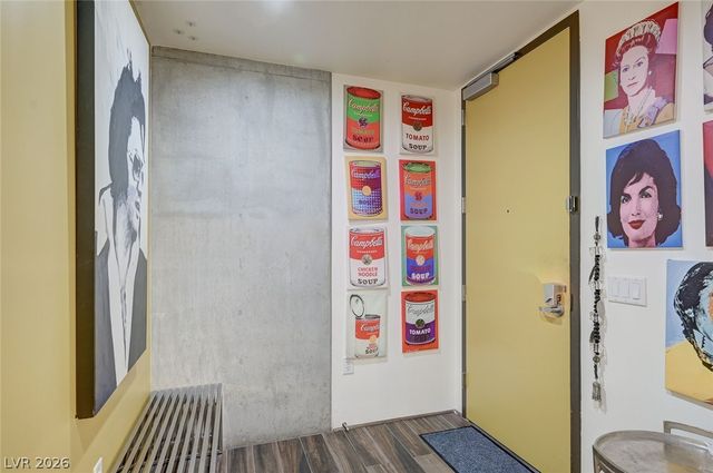 353 East Bonneville Avenue 729, Las Vegas, NV 89101