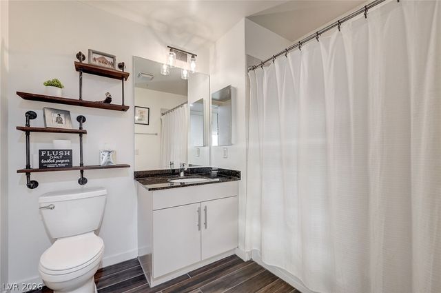 353 East Bonneville Avenue 729, Las Vegas, NV 89101