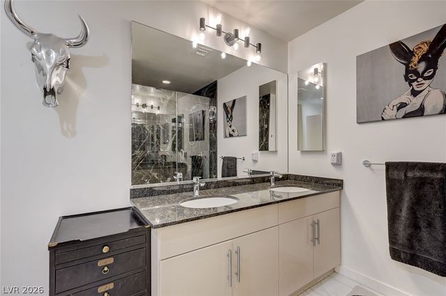 353 East Bonneville Avenue 729, Las Vegas, NV 89101