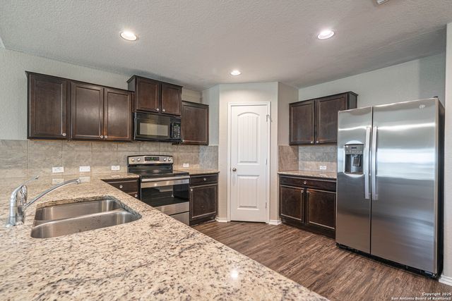 7350 Sky Blue, San Antonio, TX 78252