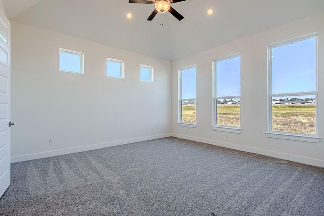 149 Peninsula Point Drive, Montgomery, TX 77356