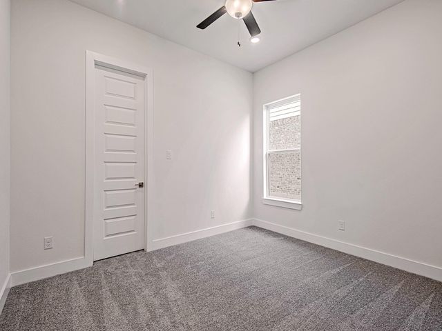 149 Peninsula Point Drive, Montgomery, TX 77356