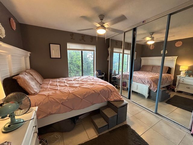1007 GREEN PINE Boulevard F3, West Palm Beach, FL 33409