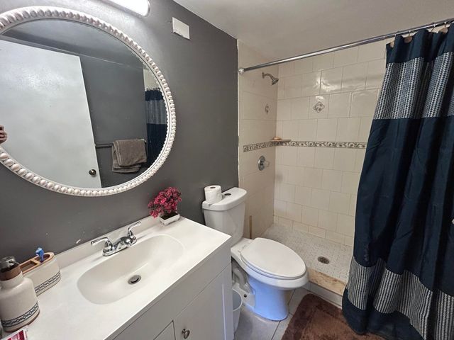 1007 GREEN PINE Boulevard F3, West Palm Beach, FL 33409