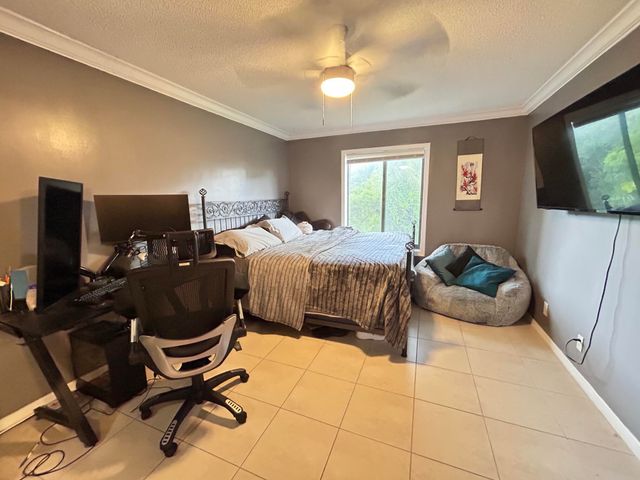 1007 GREEN PINE Boulevard F3, West Palm Beach, FL 33409