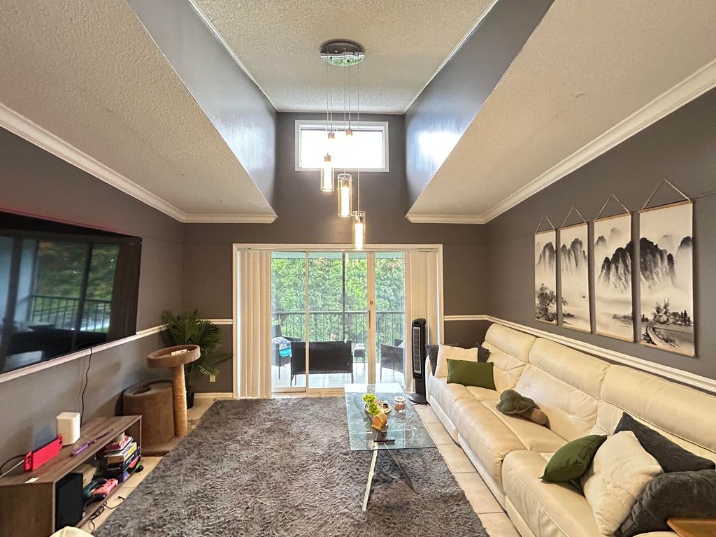 1007 GREEN PINE Boulevard F3, West Palm Beach, FL 33409