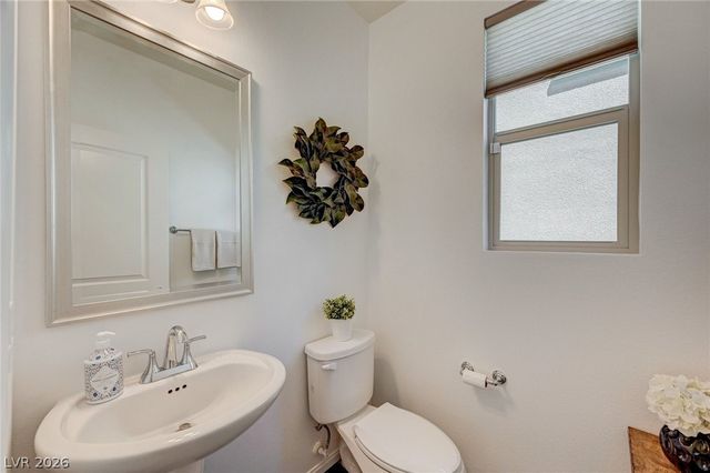 10615 Country Knoll Way, Las Vegas, NV 89135