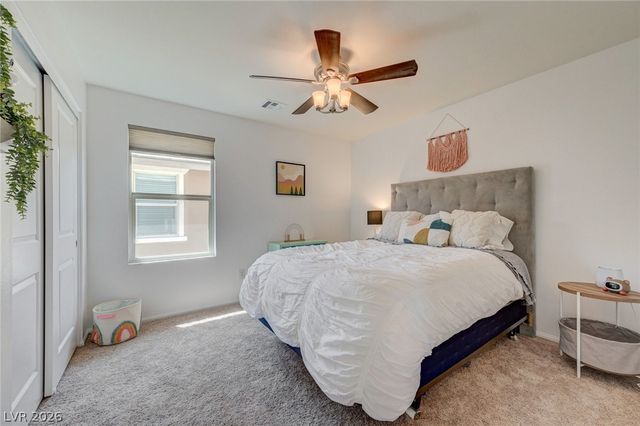 10615 Country Knoll Way, Las Vegas, NV 89135