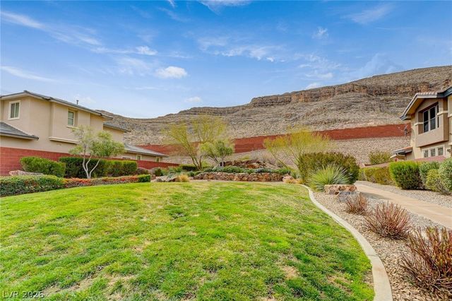 10615 Country Knoll Way, Las Vegas, NV 89135