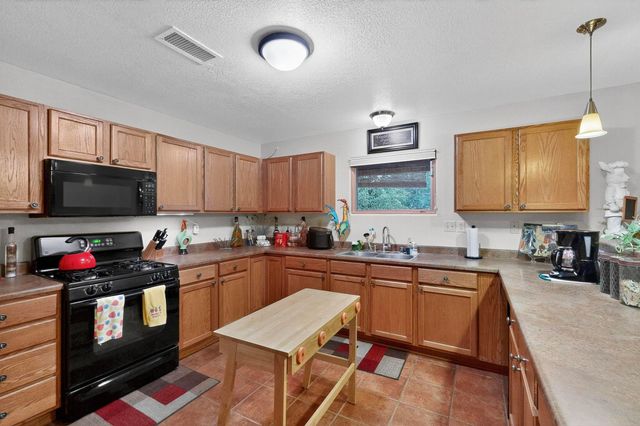 1449 Wilkes Way SE, Rio Rancho, NM 87124