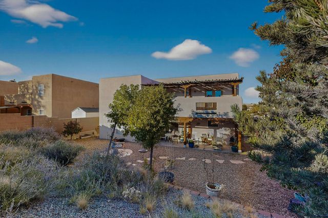 1449 Wilkes Way SE, Rio Rancho, NM 87124