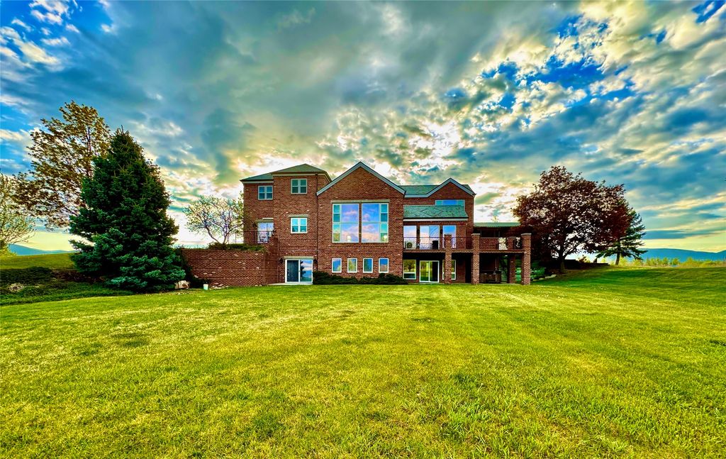 444 Windwalker Trail, Stevensville, MT 59870