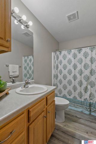 4901 S 55th Court, Lincoln, NE 68516