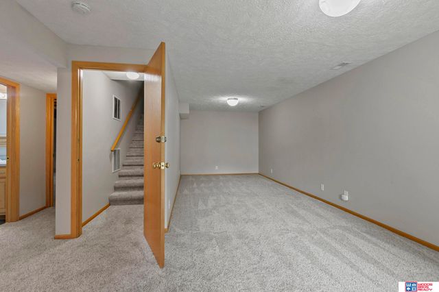 4901 S 55th Court, Lincoln, NE 68516