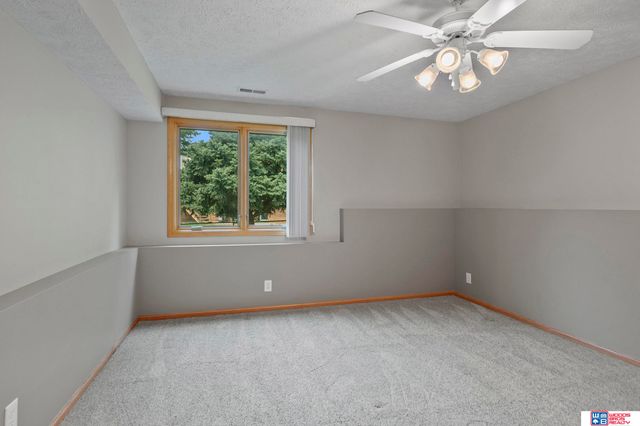 4901 S 55th Court, Lincoln, NE 68516