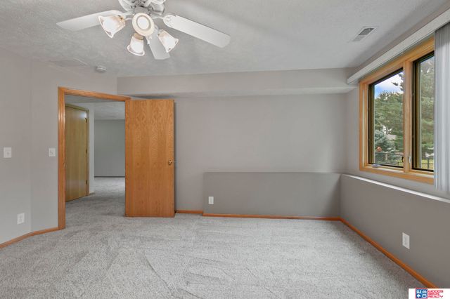 4901 S 55th Court, Lincoln, NE 68516