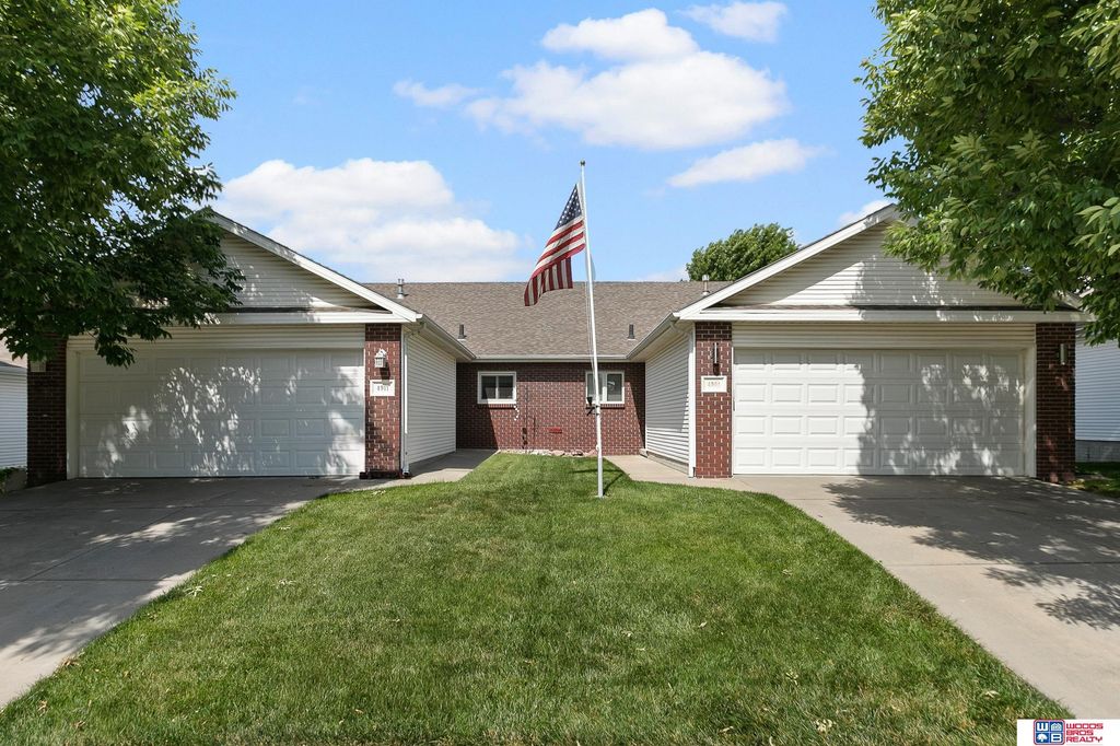 4901 S 55th Court, Lincoln, NE 68516