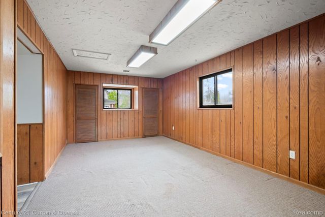 30238 S Stockton Drive, Farmington Hills, MI 48336