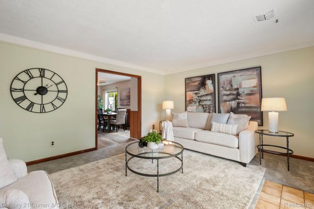 30238 S Stockton Drive, Farmington Hills, MI 48336