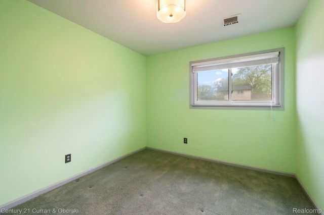 30238 S Stockton Drive, Farmington Hills, MI 48336