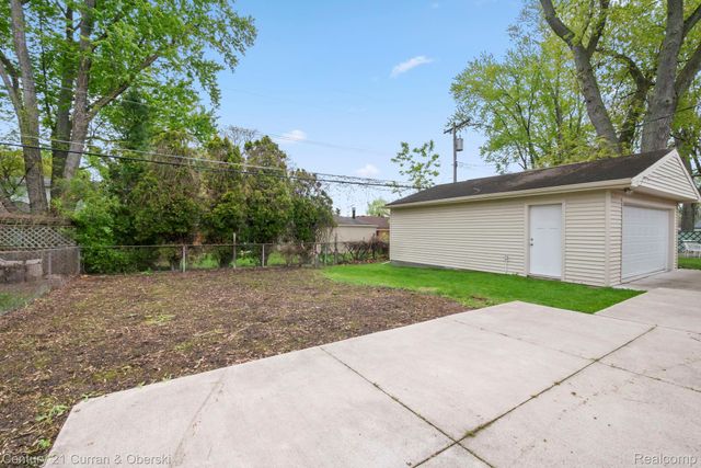 30238 S Stockton Drive, Farmington Hills, MI 48336