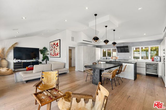 21715 Rambla Vista, Malibu, CA 90265