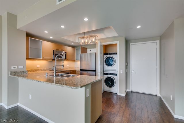 322 Karen Avenue 2505, Las Vegas, NV 89109