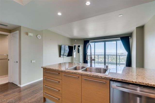 322 Karen Avenue 2505, Las Vegas, NV 89109