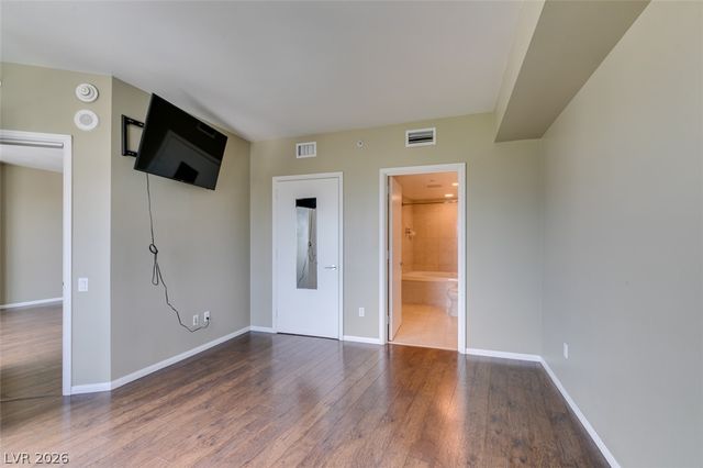 322 Karen Avenue 2505, Las Vegas, NV 89109