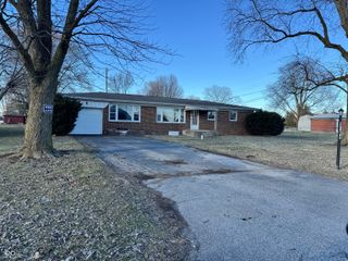 9704 Porter Drive, Avon, IN 46123