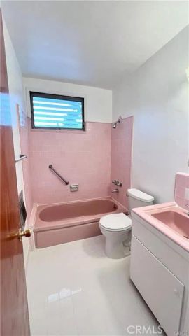 919 N Orange Grove Avenue 5, Los Angeles, CA 90046
