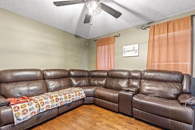 312 Autumn Trail, Ringgold, GA 30736